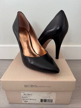 BCBGeneration Cielo Black Pointed Leather Pumps